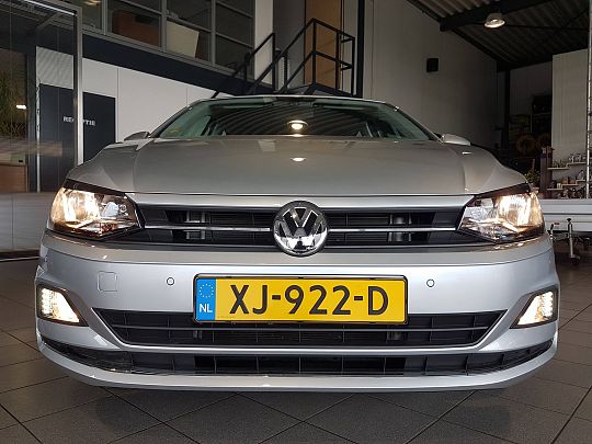 05-Volkswagen-Polo-1-0-TSI-Beats-1595574552.jpg