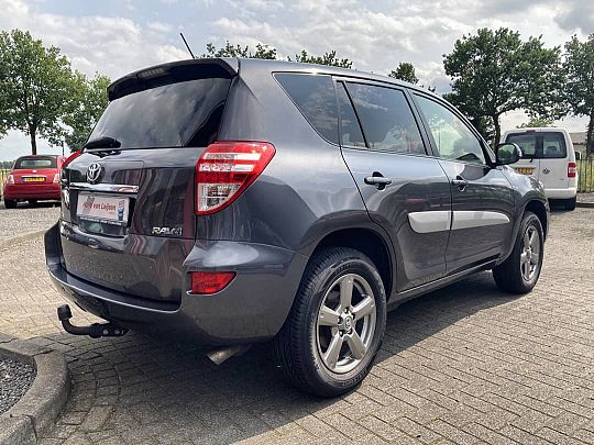 10-Rav4-1628504495.jpg