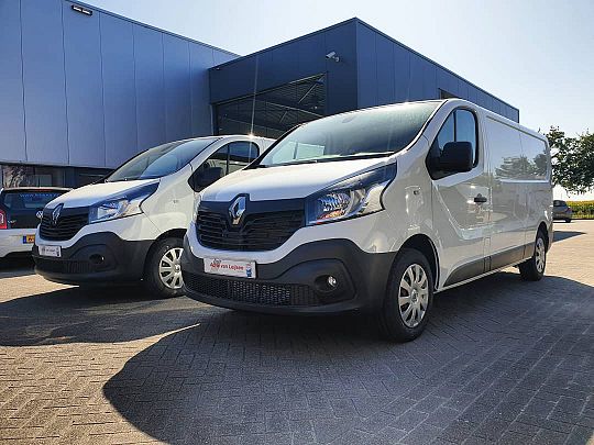 Renault-Trafic-1569605695.jpg